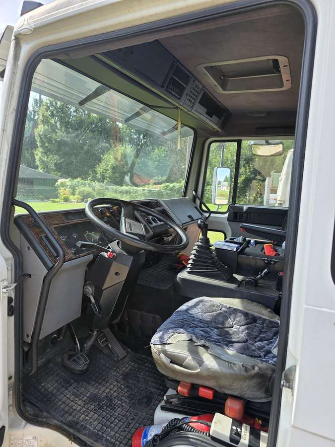 Volvo FL610, šaldytuvai