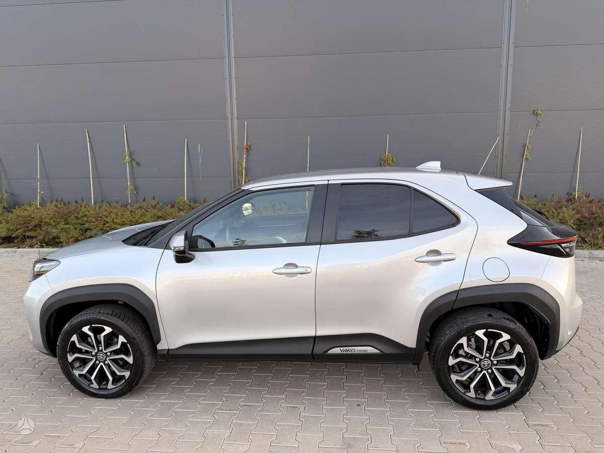 Toyota Yaris Cross - 8