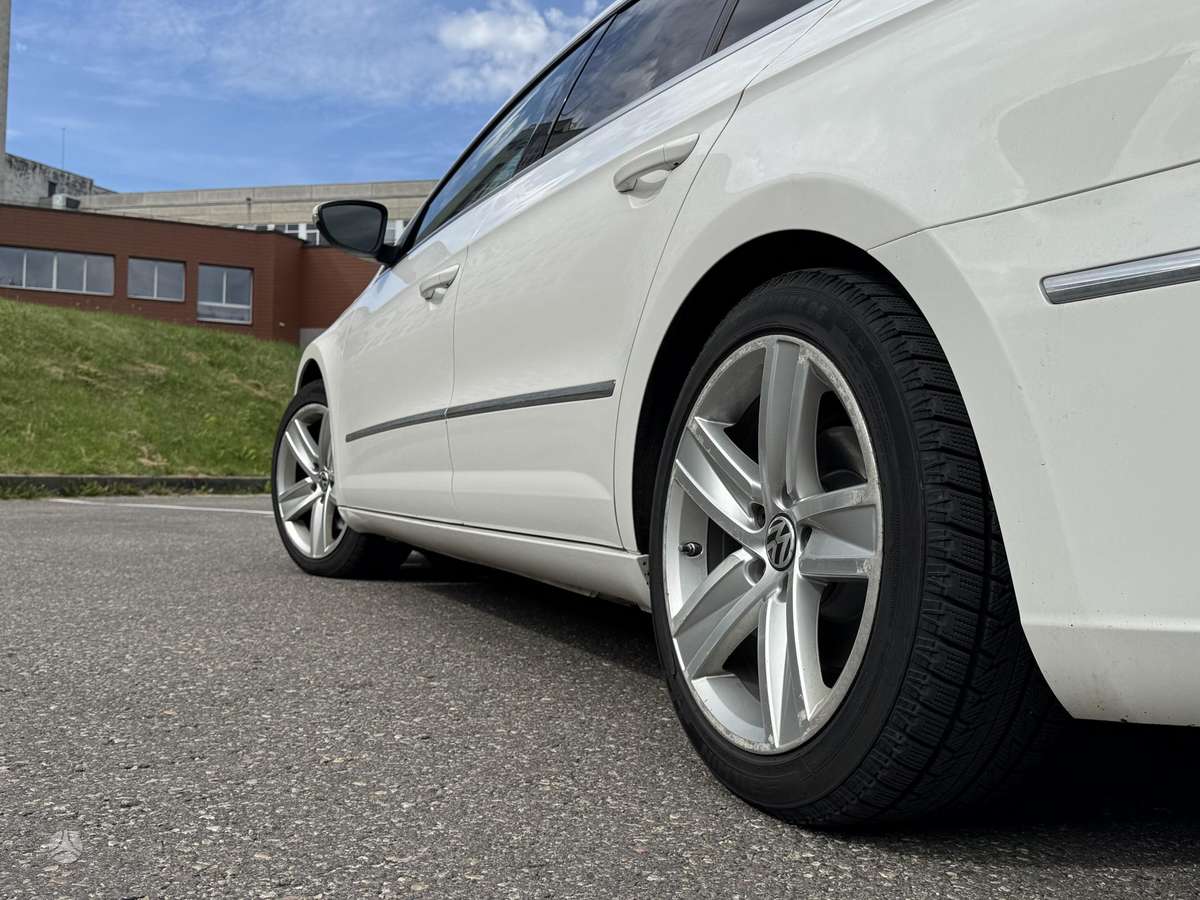 Volkswagen CC - 10