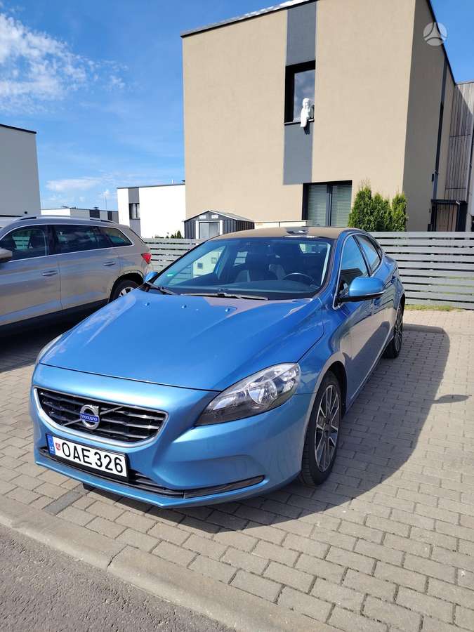 Volvo V40 - 2