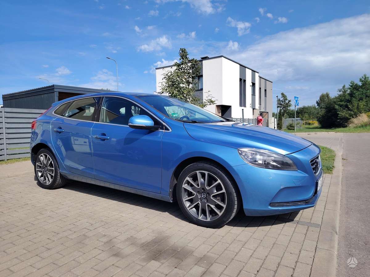 Volvo V40 - 4