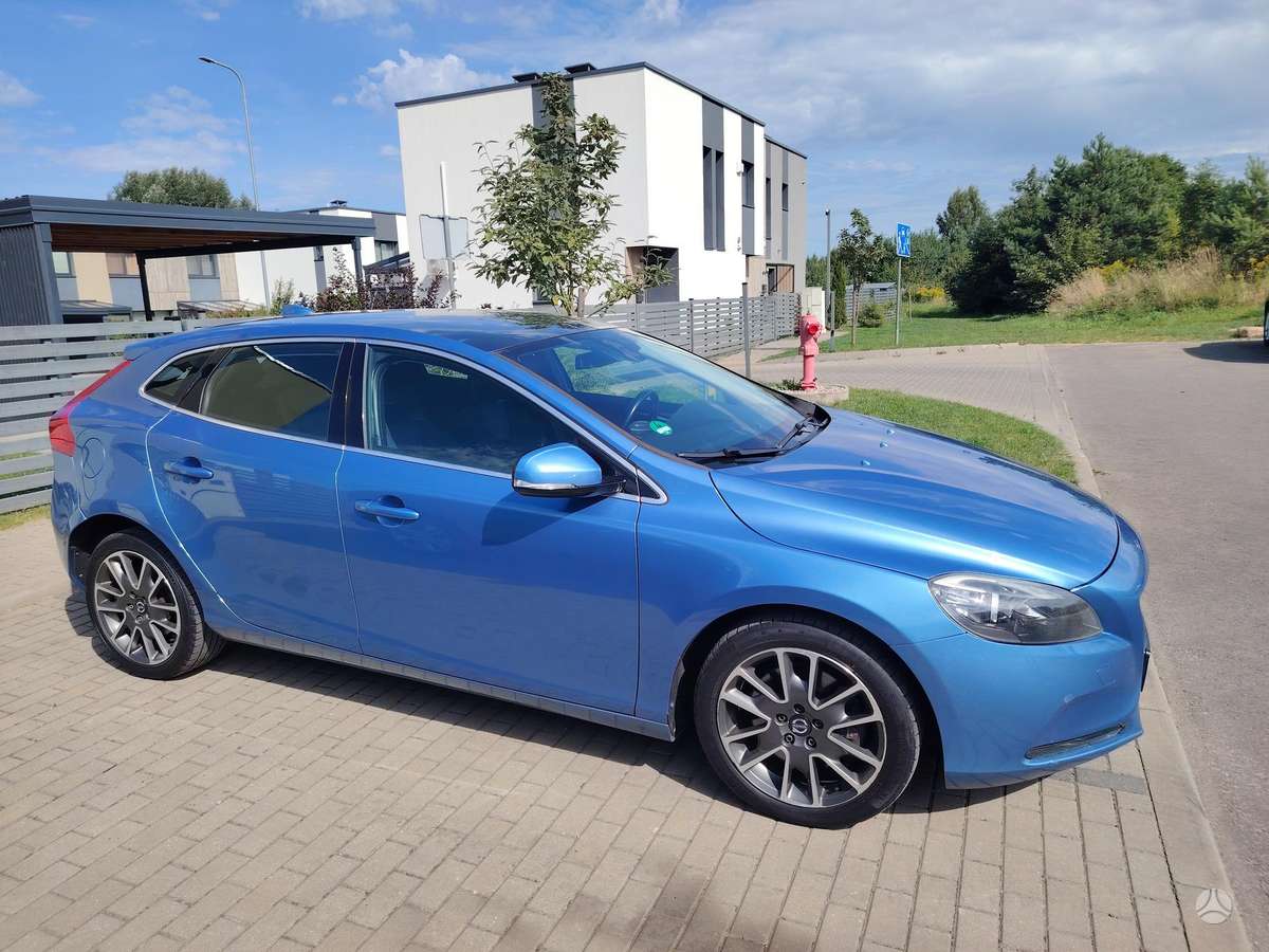 Volvo V40 - 5