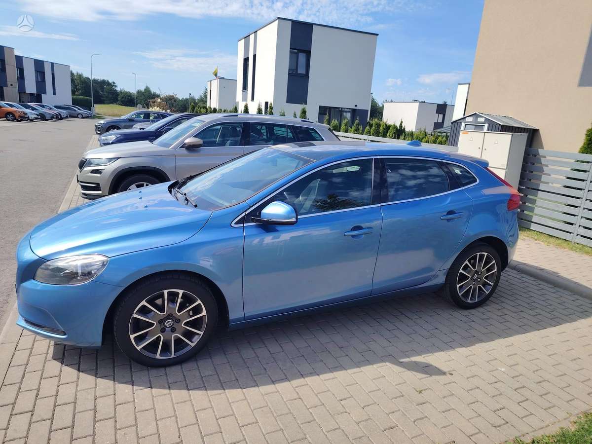 Volvo V40 - 6