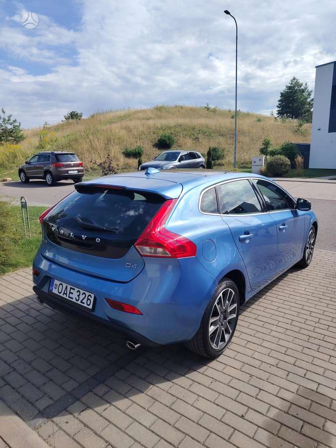 Volvo V40 - 8