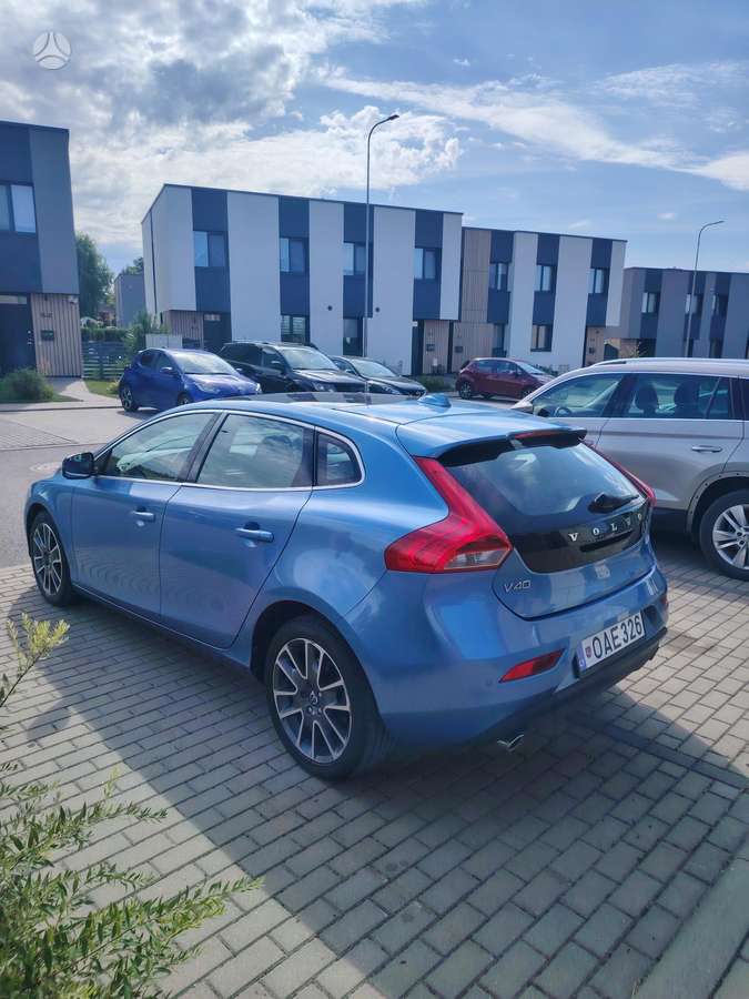 Volvo V40 - 9