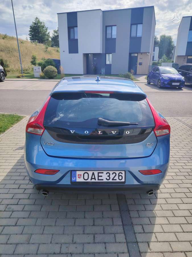 Volvo V40 - 10