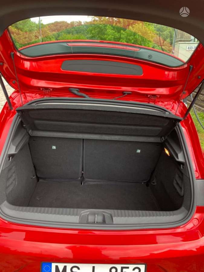 Renault Clio, 1.0 l., hatchback