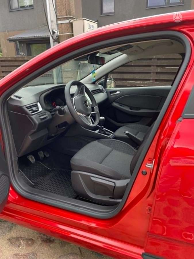 Renault Clio, 1.0 l., hatchback