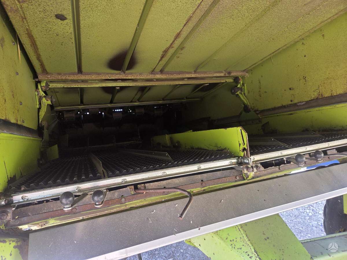 Claas 106, combine harvesters