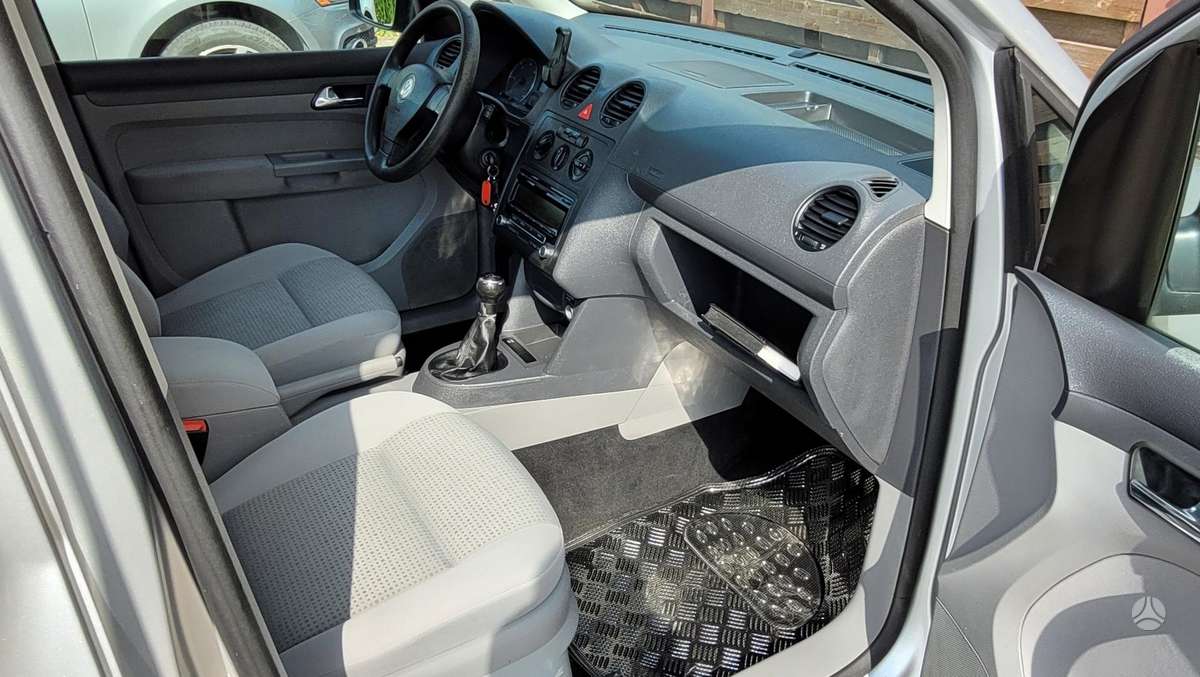 Volkswagen Caddy - 7