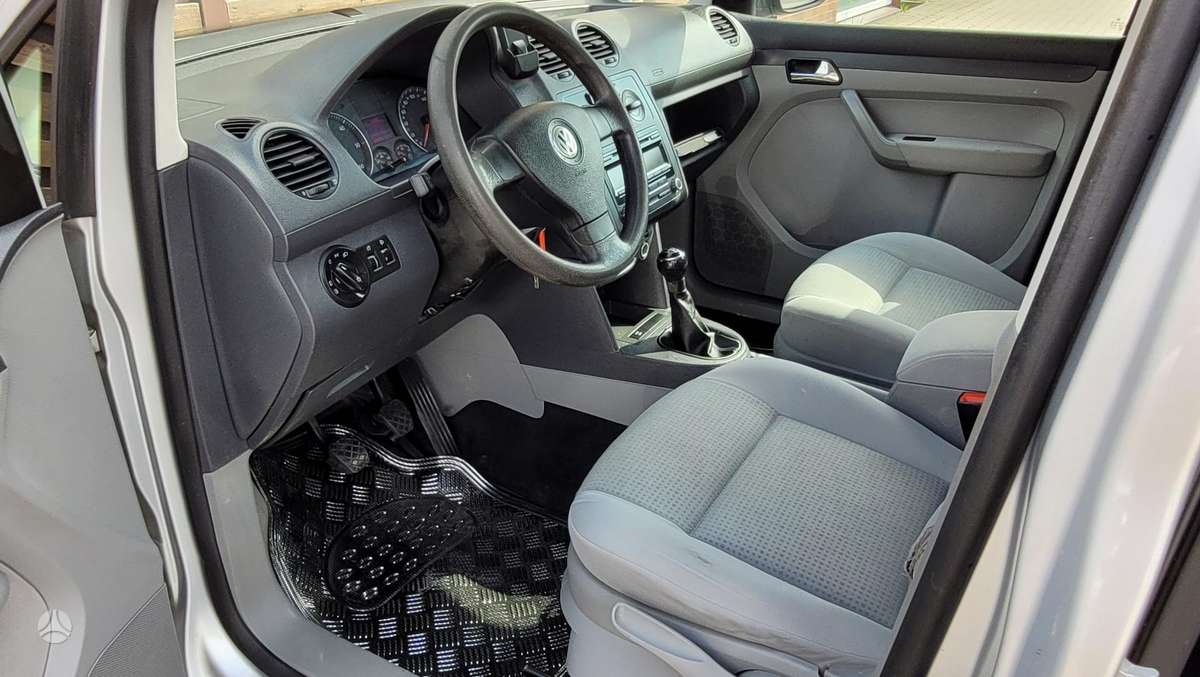 Volkswagen Caddy - 10