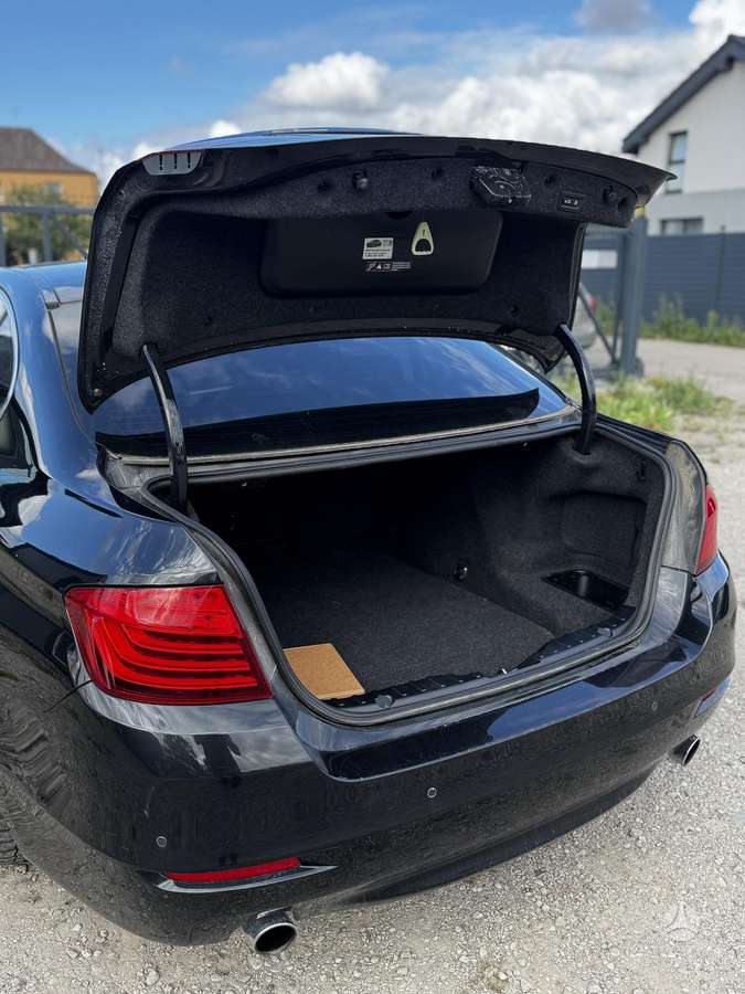 BMW 535, 3.0 l., Седан