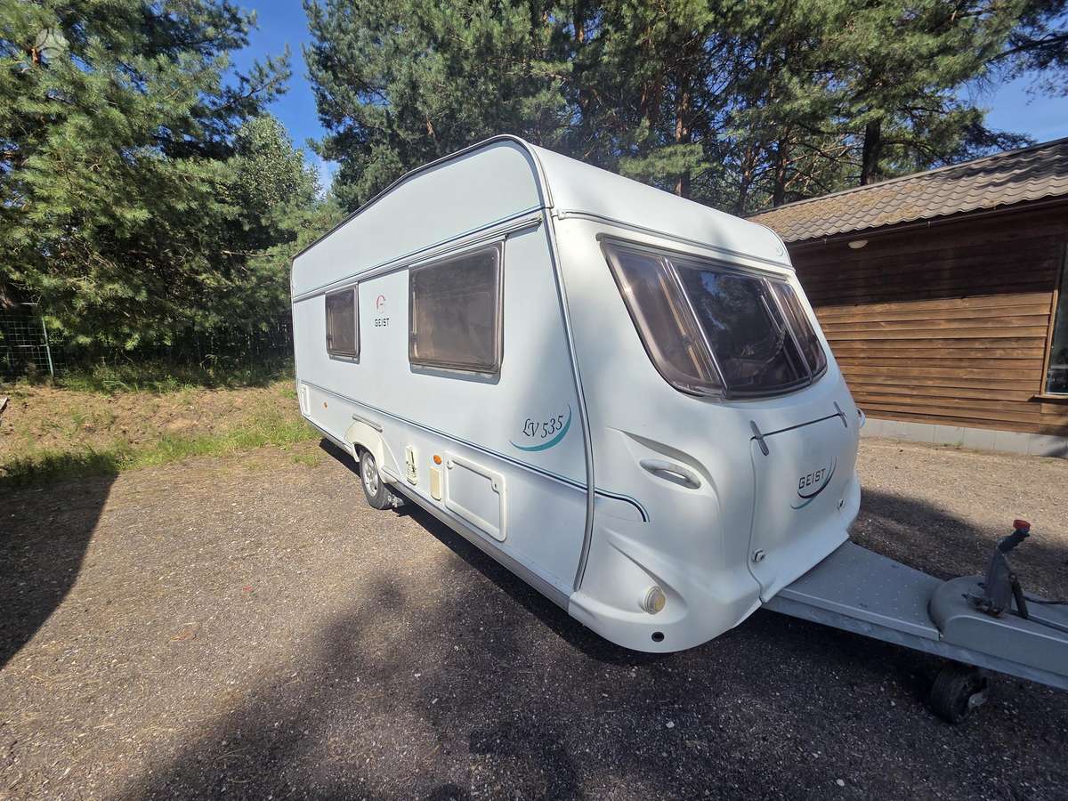 418 Geist, caravans