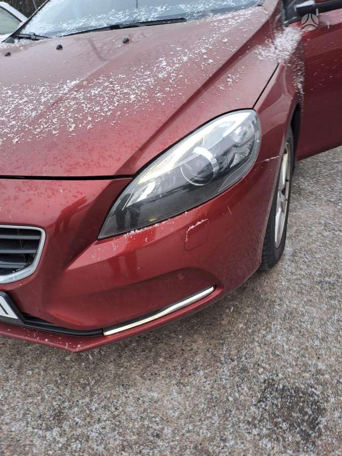 Volvo V40, 2.0 l., Хэтчбек