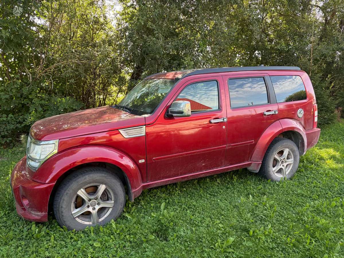 Dodge Nitro, 2.8 l., off-road / crossover