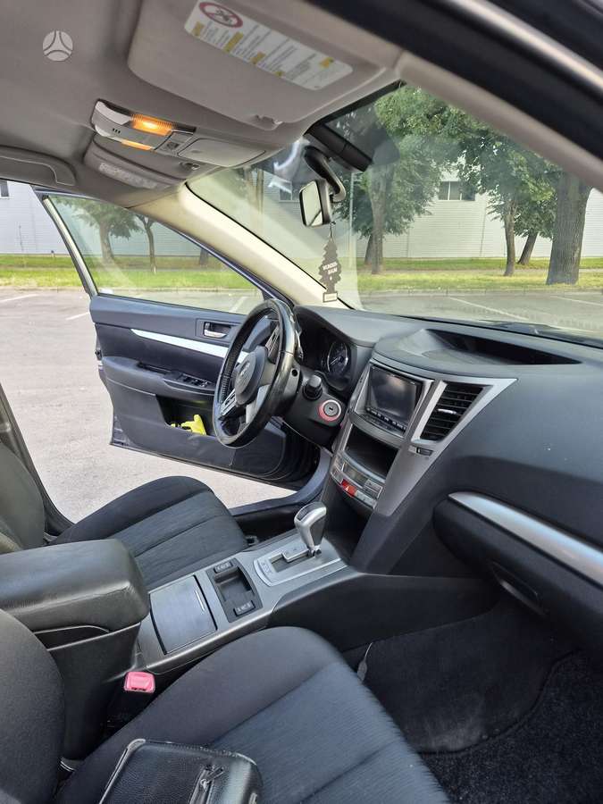 Subaru Legacy - 3
