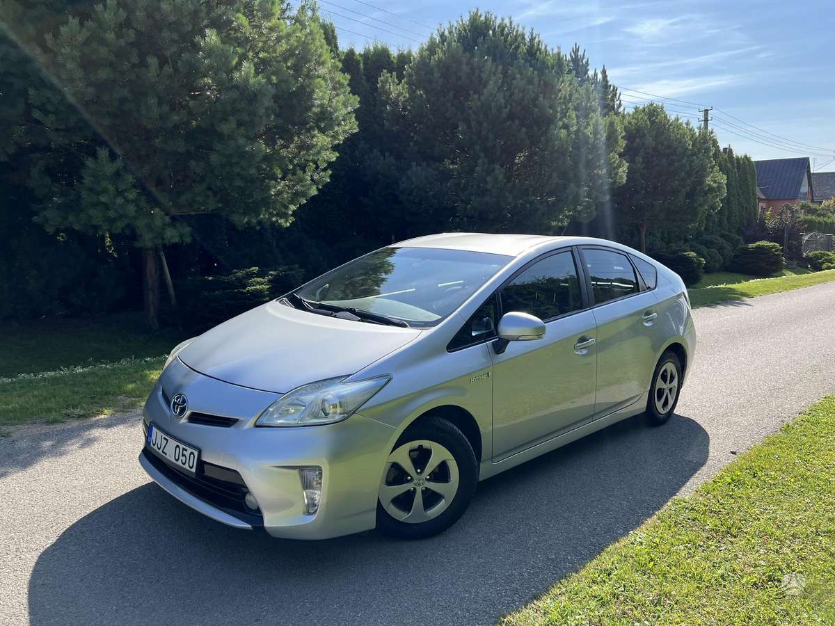 Toyota Prius - 2