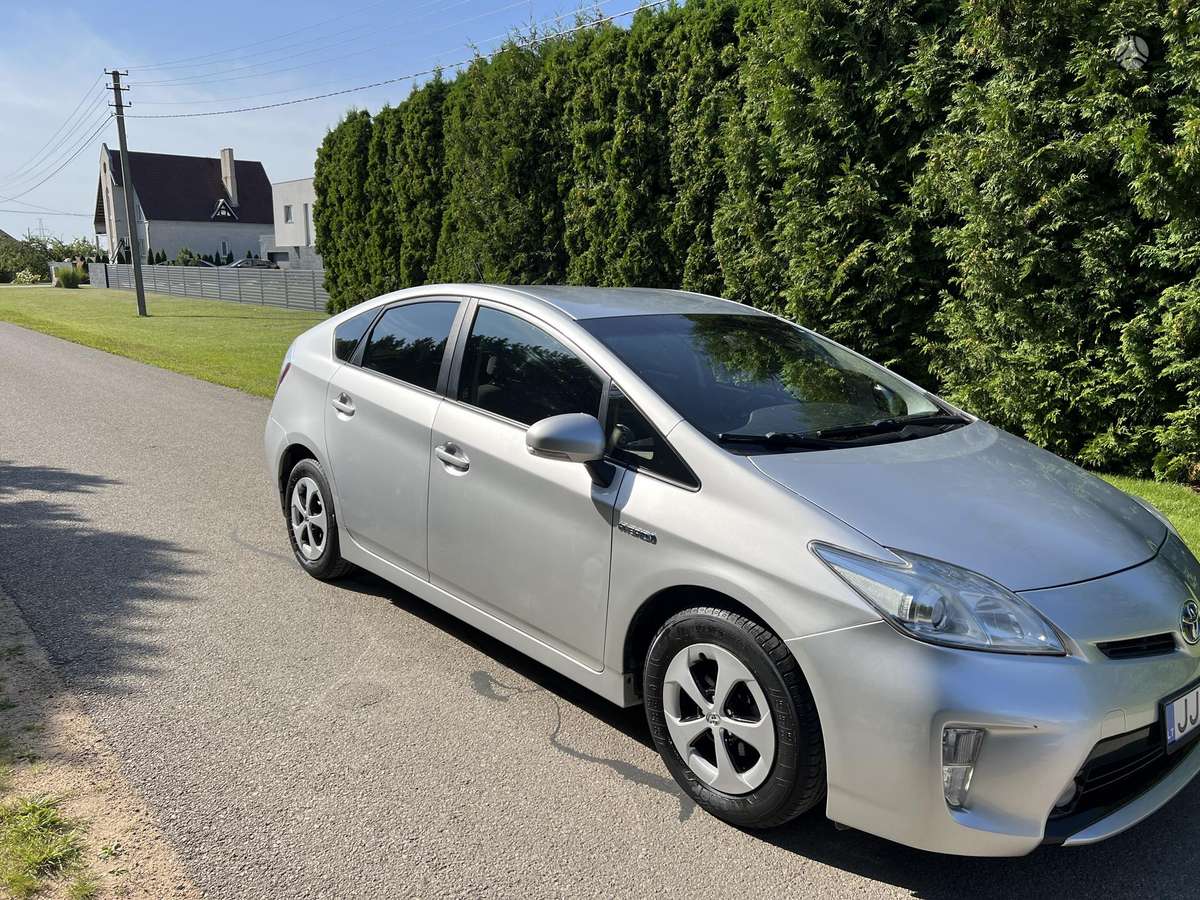 Toyota Prius - 6