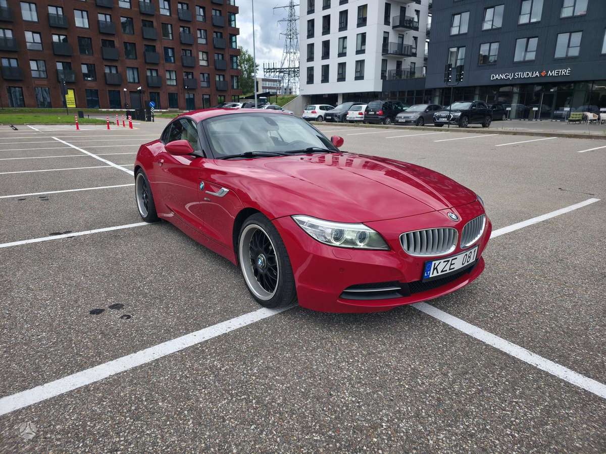 BMW Z4, 2.0 l., convertible