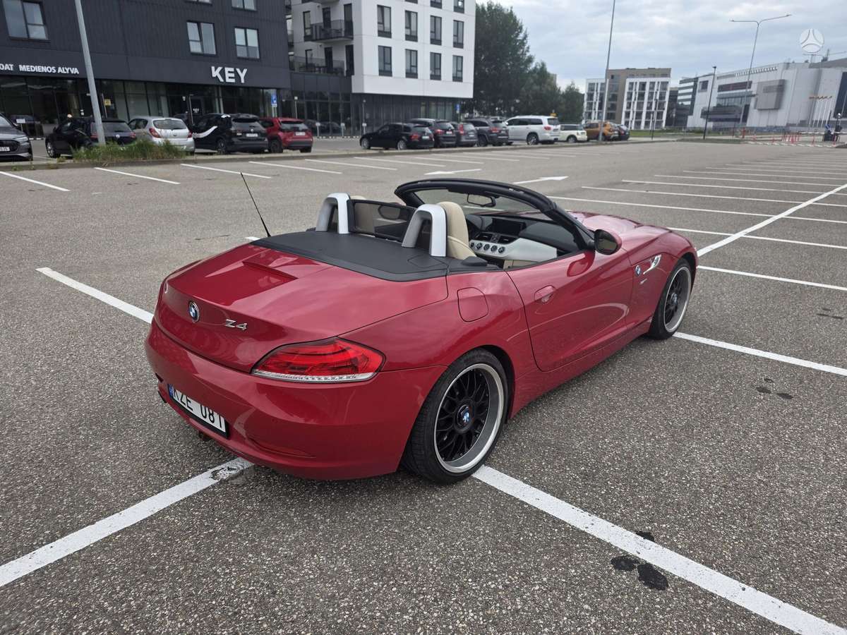 BMW Z4, 2.0 l., convertible
