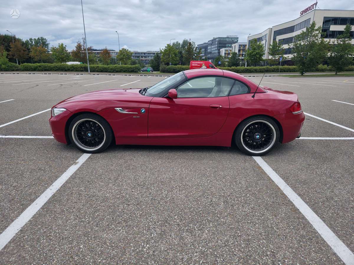 BMW Z4, 2.0 l., convertible
