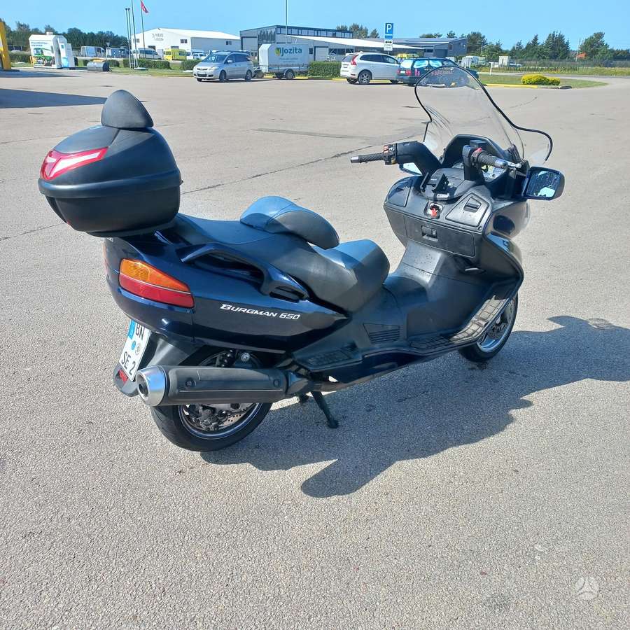 Suzuki Burgman 650cc, мотороллеры / мопеды