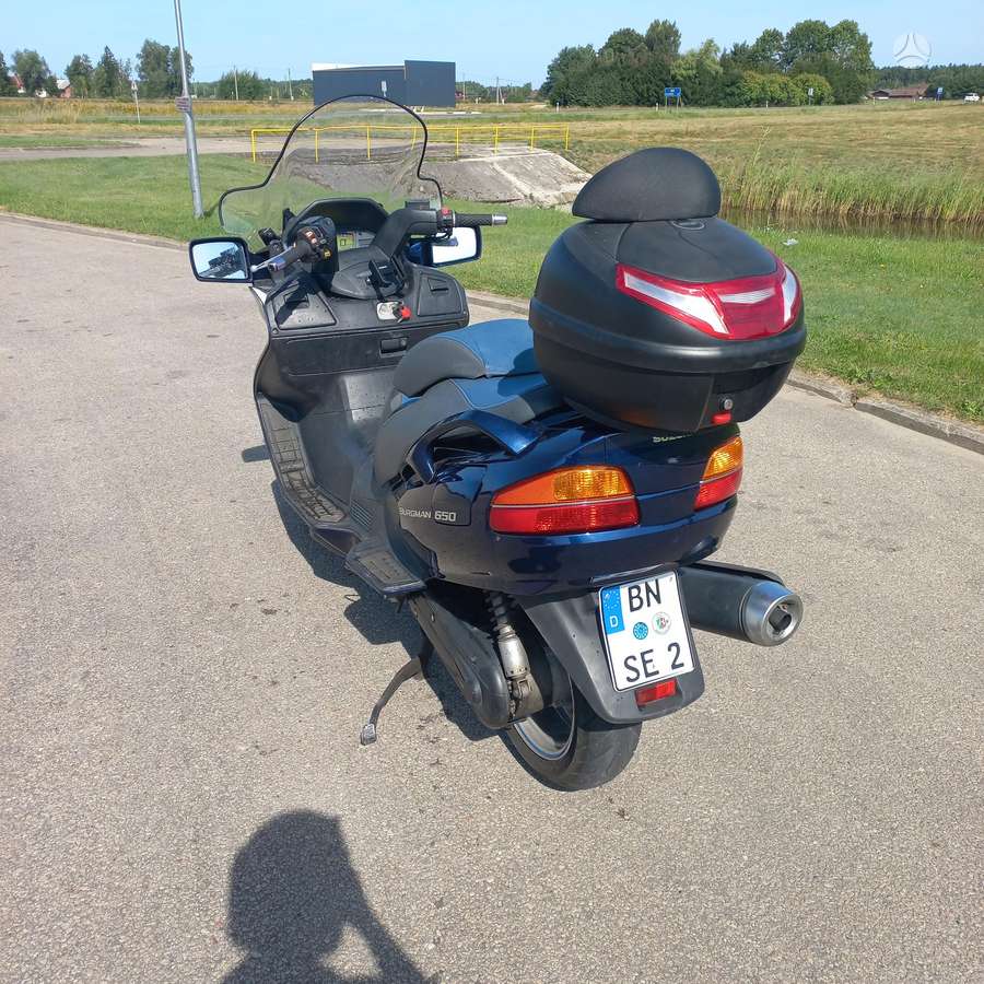 Suzuki Burgman 650cc, scooters / mopeds