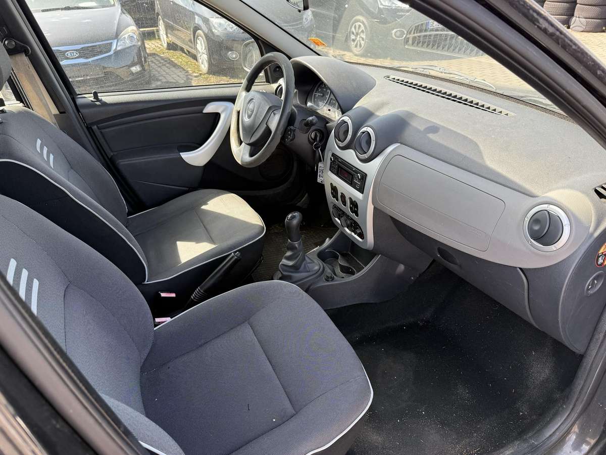 Dacia Logan, 1.6 l., Универсал