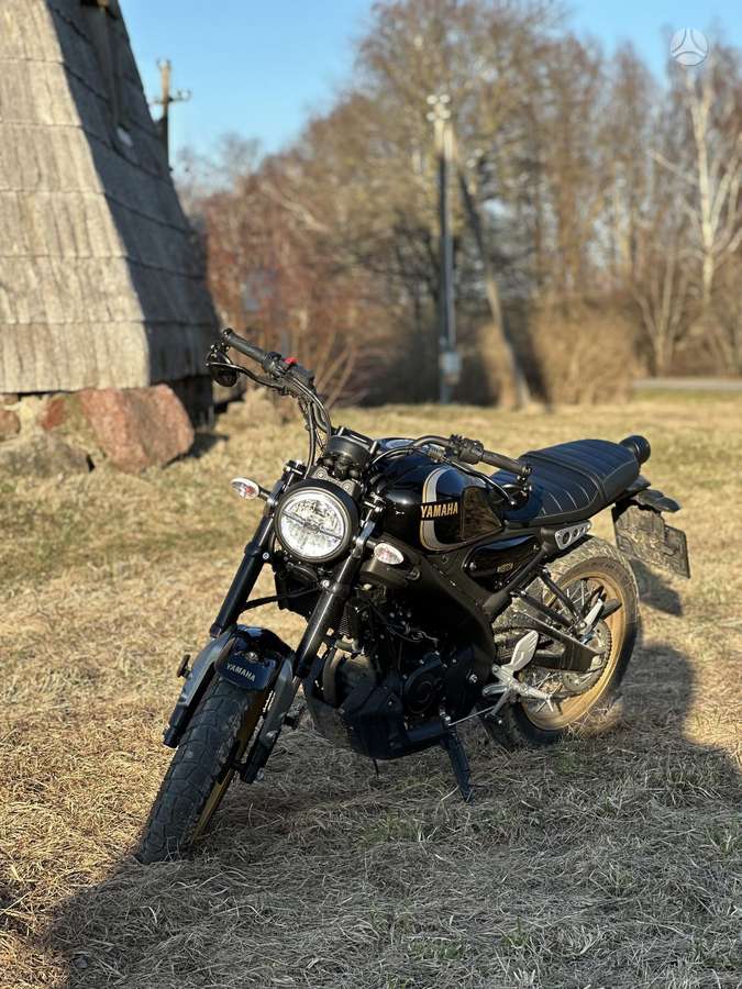 Yamaha XSR 125cc, street / classic