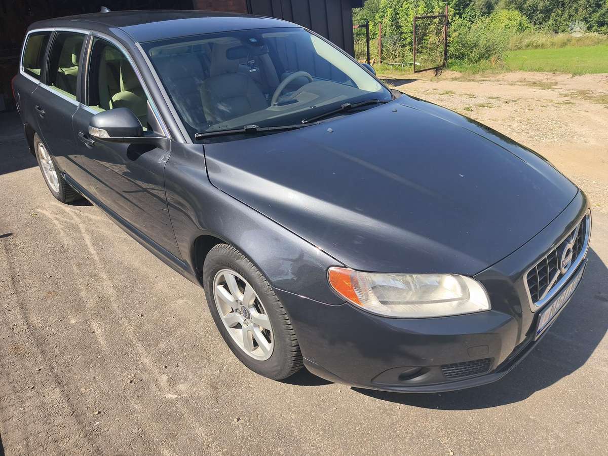Volvo V70, 2.0 l., Универсал