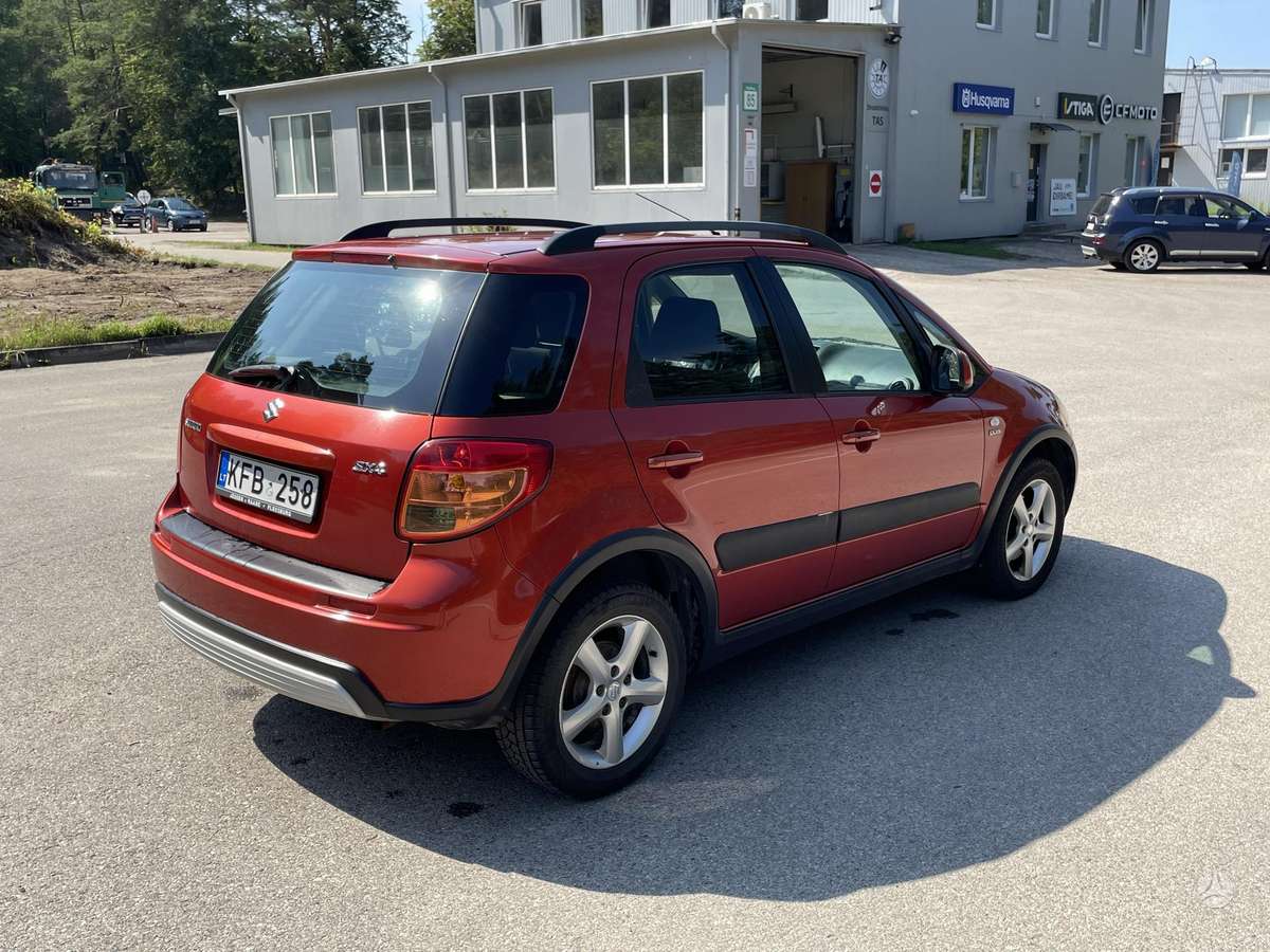 Suzuki SX4 - 2