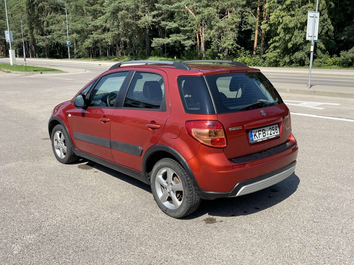 Suzuki SX4 - 3