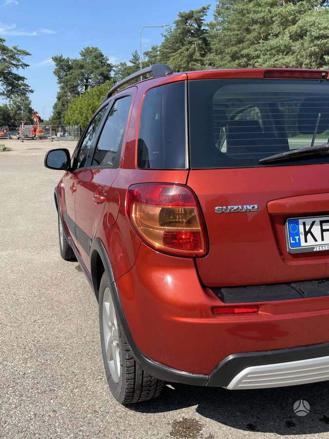 Suzuki SX4 - 8