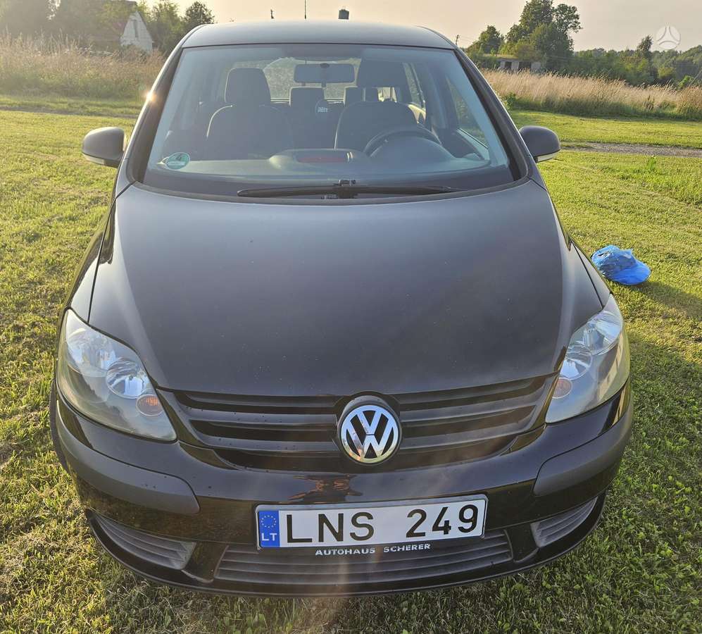 Volkswagen Golf Plus - 1