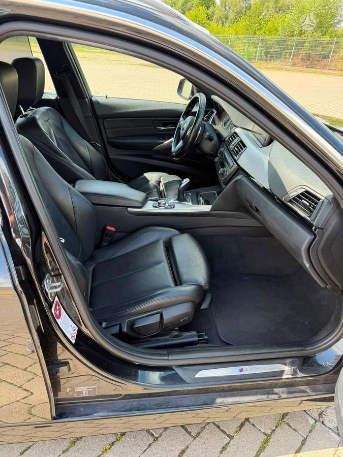 BMW 320, 2.0 l., wagon