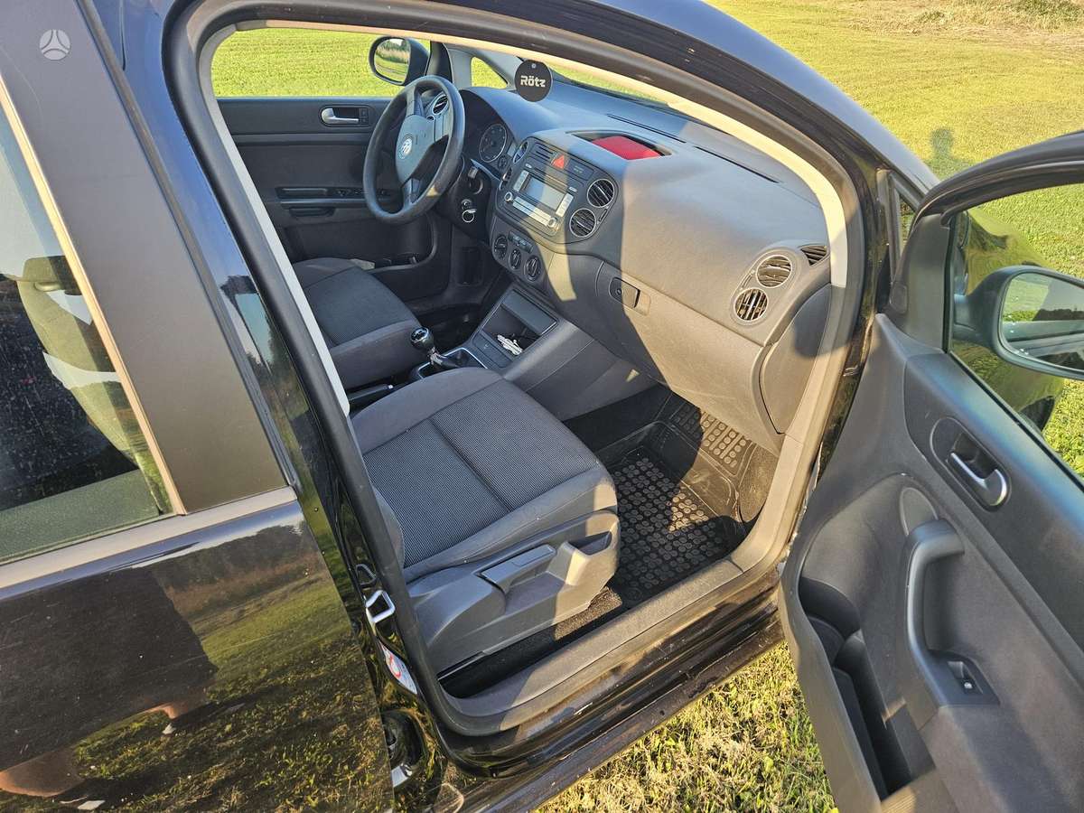 Volkswagen Golf Plus - 9