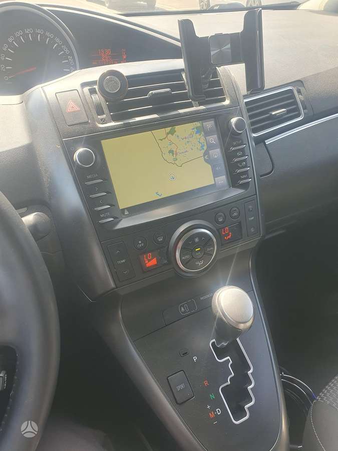 Toyota Verso - 8