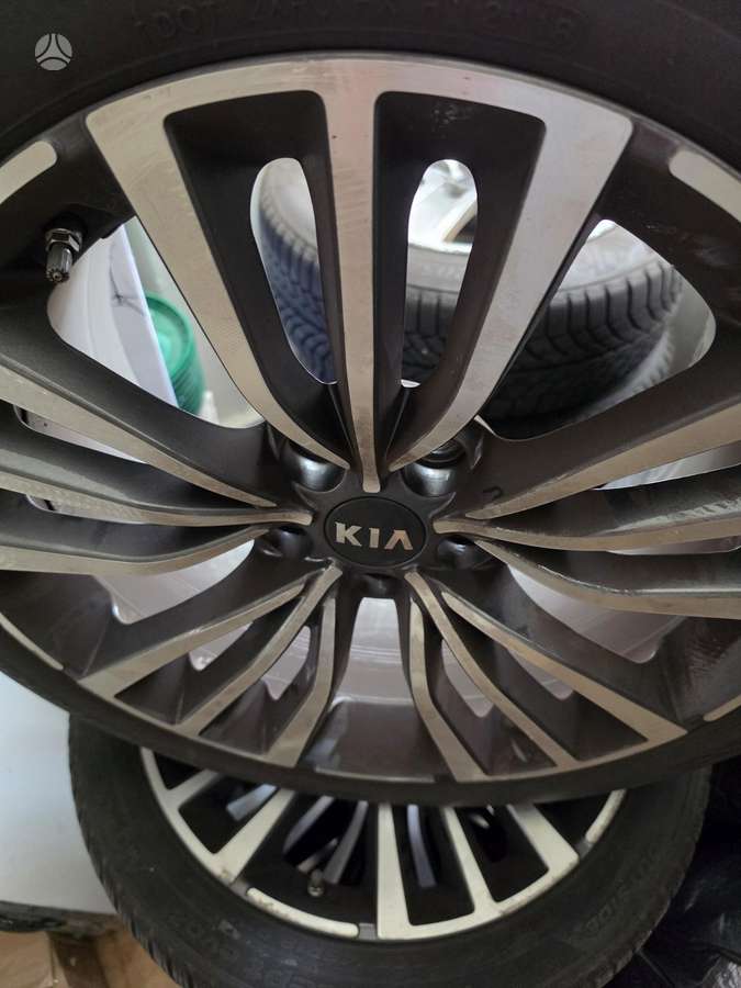 KIA Stinger, light alloy, R18