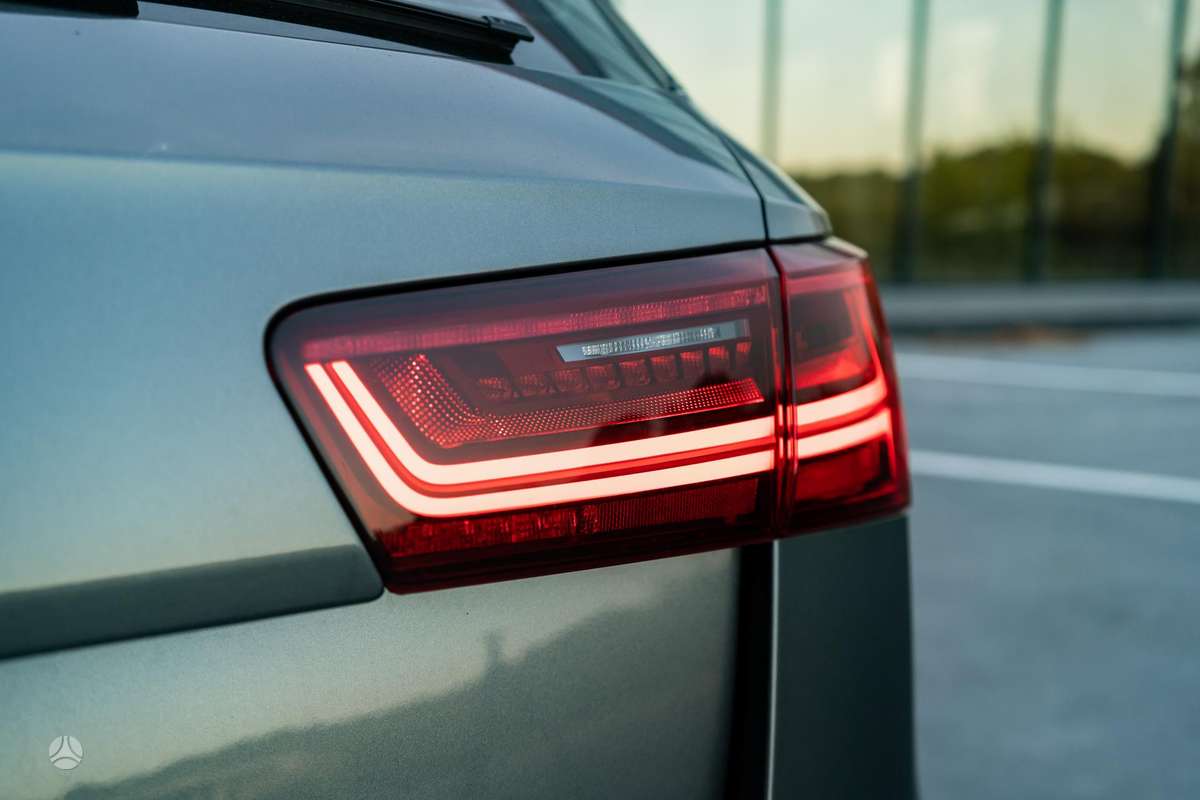 Audi A6, 3.0 l., wagon