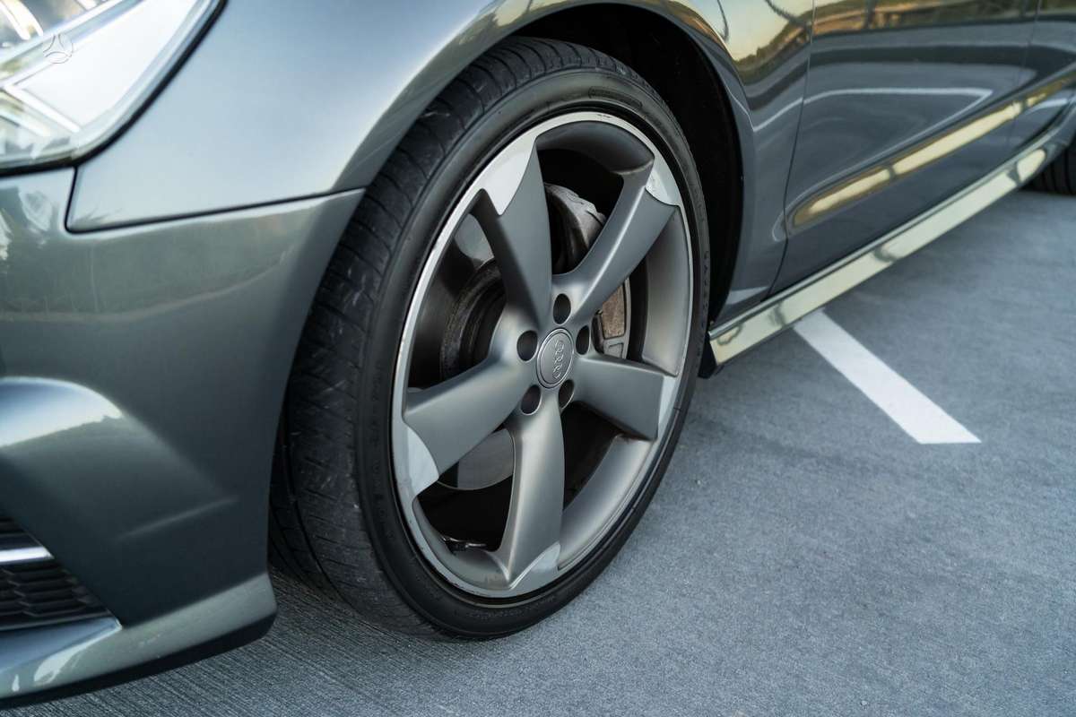 Audi A6, 3.0 l., wagon