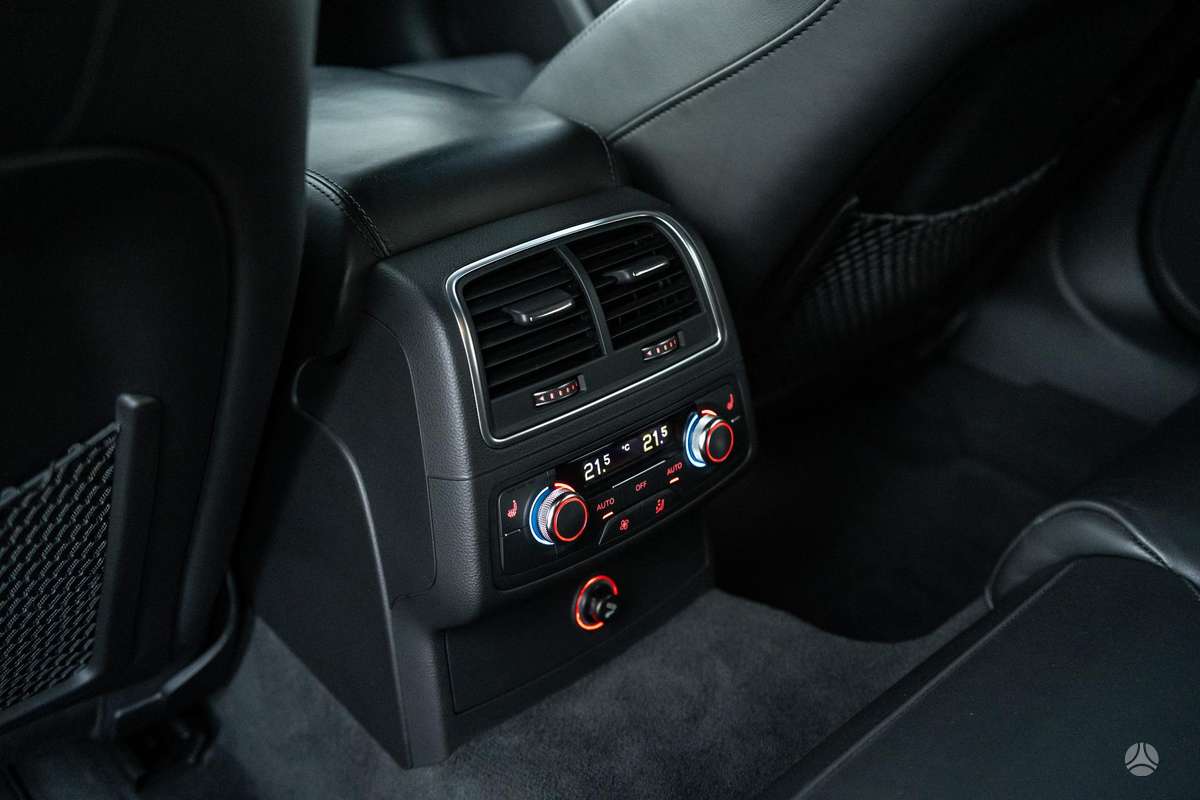 Audi A6, 3.0 l., universalas
