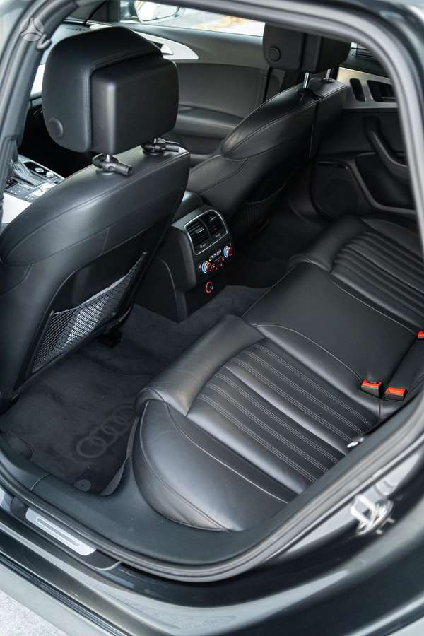 Audi A6, 3.0 l., wagon