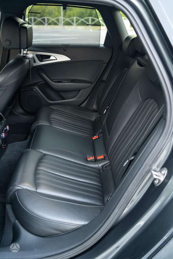 Audi A6, 3.0 l., wagon