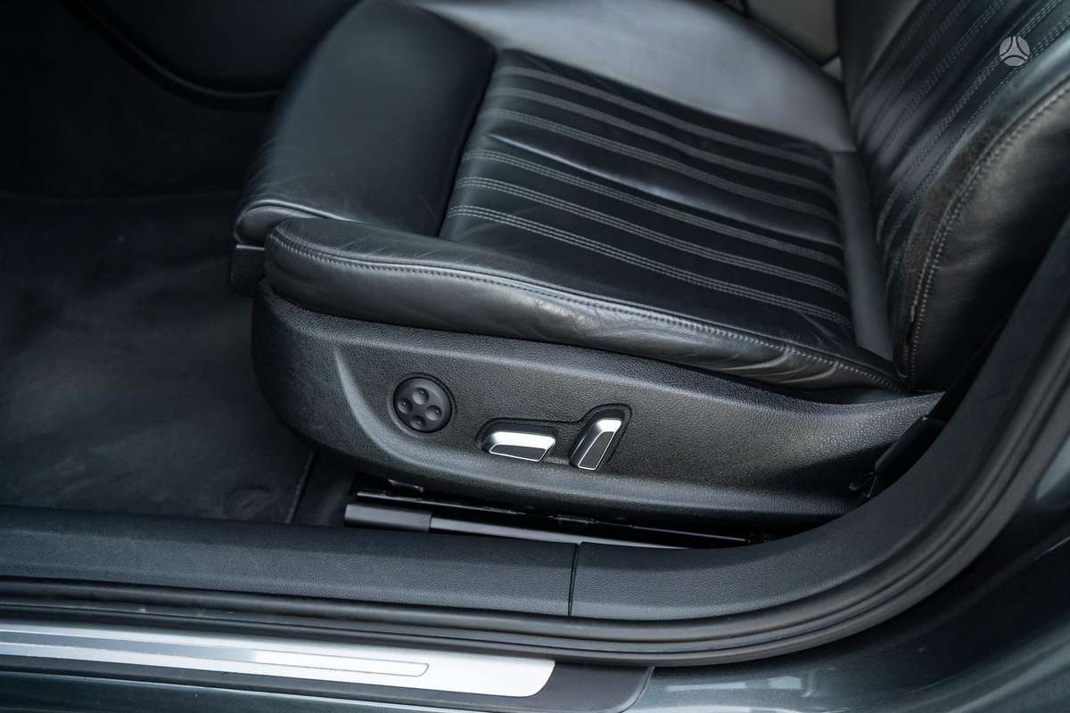 Audi A6, 3.0 l., wagon
