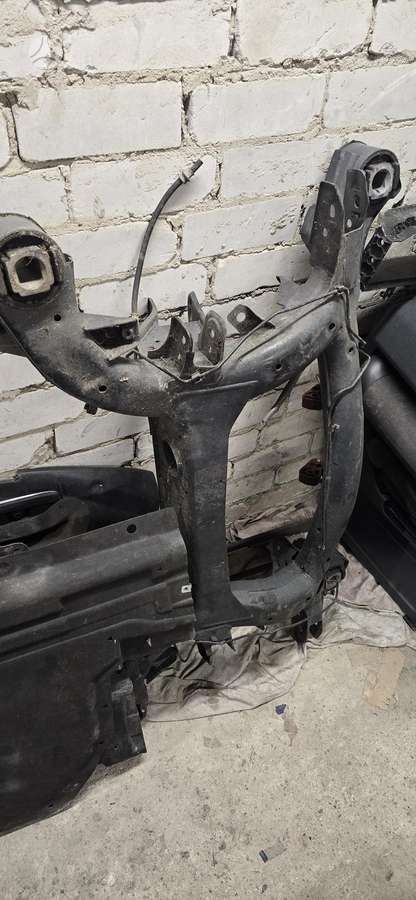 BMW X5 kėbulo dalys