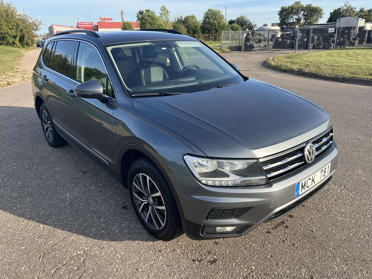 Volkswagen Tiguan - 4