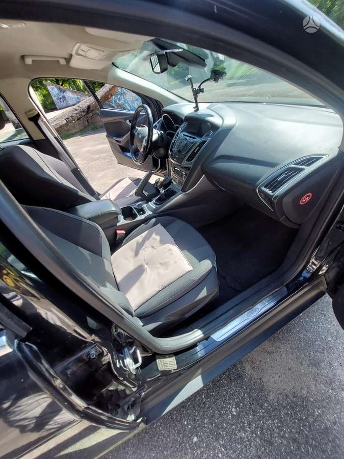 Ford Focus, 1.6 l., hatchback