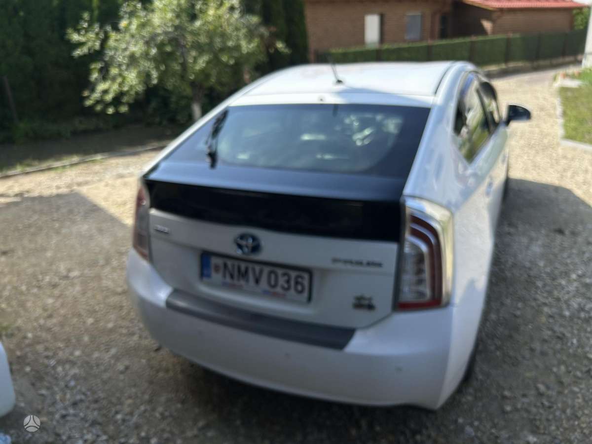 Toyota Prius - 1