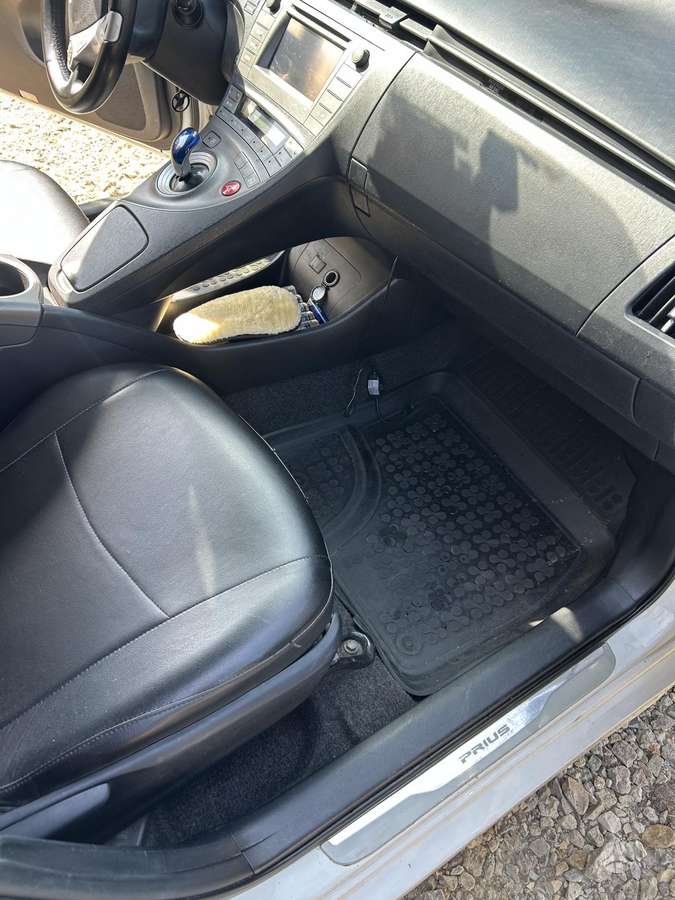 Toyota Prius - 6