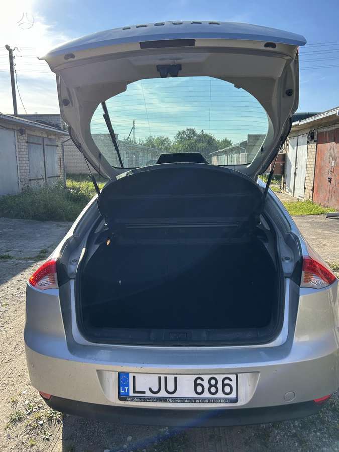 Renault Laguna, 2.0 l., Седан